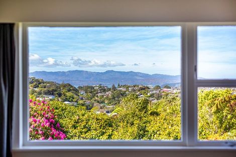 Photo of property in 8 Jalna Avenue, Khandallah, Wellington, 6035