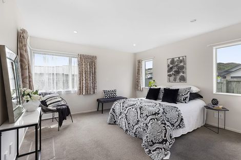 Photo of property in 219 Mark Avenue, Grenada Village, Wellington, 6037