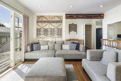 Photo of property in 59 Sylvan Crescent, Te Atatu South, Auckland, 0610