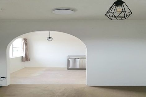 Photo of property in 47 Fairclough Road, Beach Haven, Auckland, 0626