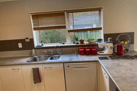 Photo of property in 41 Erlestoke Crescent, Churton Park, Wellington, 6037