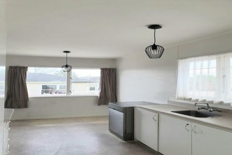 Photo of property in 47 Fairclough Road, Beach Haven, Auckland, 0626