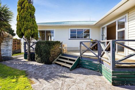 Photo of property in 21 Vogel Street, Hawera, 4610