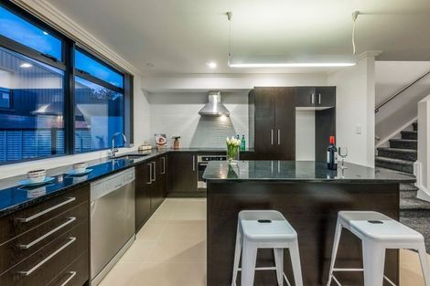 Photo of property in 2/182 Flat Bush School Road, Flat Bush, Auckland, 2019