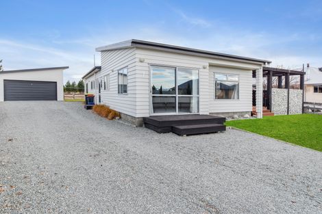 Photo of property in 7 Rhoboro Road, Twizel, 7901