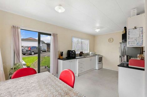 Photo of property in 86 Finlayson Avenue, Clendon Park, Auckland, 2103