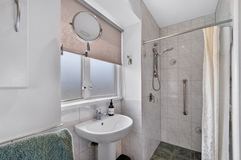 Photo of property in 8 Phoenix Place, Havelock North, 4130