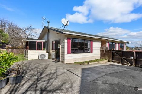 Photo of property in 112 Norana Road, Timberlea, Upper Hutt, 5018