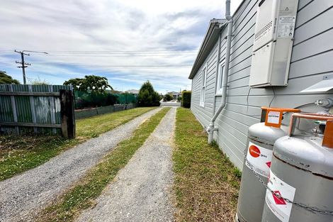 Photo of property in 56 James Street, Balclutha, 9230