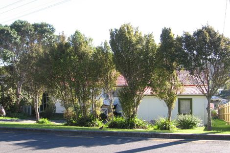 Photo of property in 27 Hillcrest Road, Hatfields Beach, Orewa, 0931