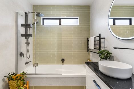 Photo of property in 33 Northwood Avenue, Albany, Auckland, 0632