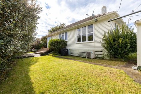 Photo of property in 9 Blackmore Street, Lynmouth, New Plymouth, 4310