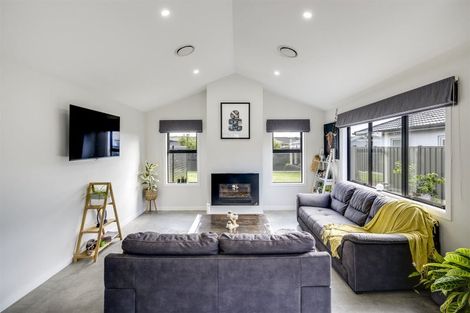 Photo of property in 29 Young Place, Taradale, Napier, 4112