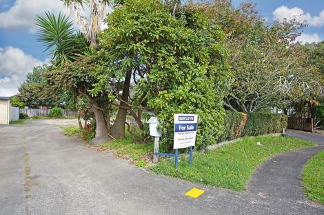 Photo of property in 16 Churchill Terrace, Waiuku, 2123