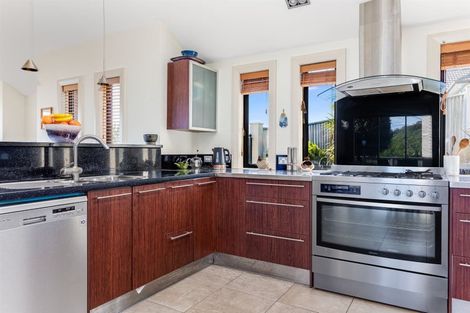 Photo of property in 16 Kahurangi Heights, Aotea, Porirua, 5024