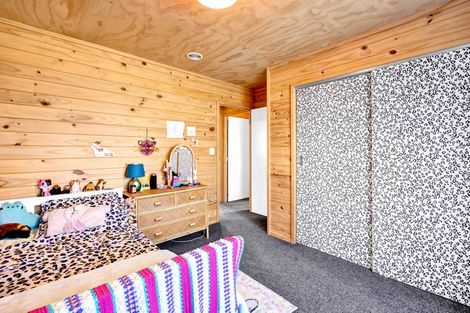 Photo of property in 28 Bridger Place, Eltham, 4322