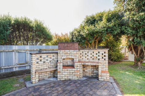 Photo of property in 11 Moray Place, Highbury, Palmerston North, 4412