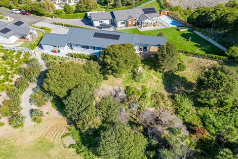 Photo of property in 9 Lamont Place, Waikanae, 5036