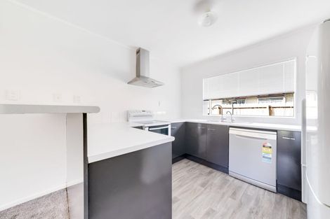 Photo of property in 5 Woodlark Close, Weymouth, Auckland, 2103