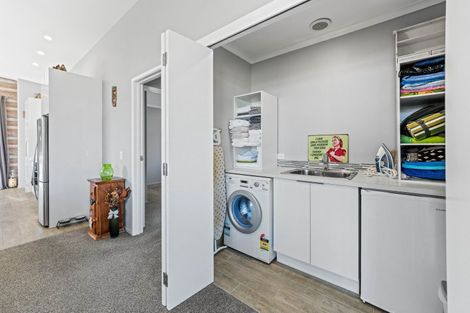 Photo of property in 76 Kenrigg Road, Kinloch, Taupo, 3377