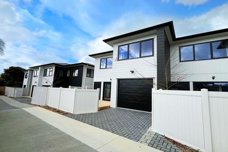 Photo of property in 15c Renata Crescent, Te Atatu Peninsula, Auckland, 0610