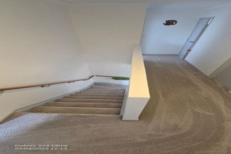 Photo of property in 20 Barnea Circle, Glen Eden, Auckland, 0602