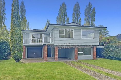 Photo of property in 25 Kinloch Road, Kinloch, Taupo, 3377