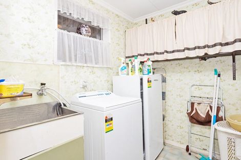 Photo of property in 11 Gretna Street, Heidelberg, Invercargill, 9812