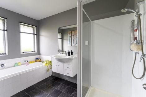 Photo of property in 12 Rubicon Place, Hei Hei, Christchurch, 8042