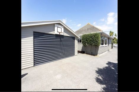 Photo of property in 11 Estuary Road, New Brighton, Christchurch, 8061