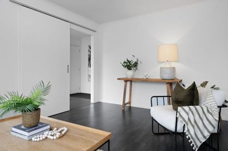 Photo of property in 8 Double Bay Road, Pyes Pa, Tauranga, 3112