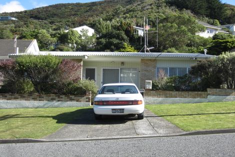 Photo of property in 117 Parkvale Road, Karori, Wellington, 6012
