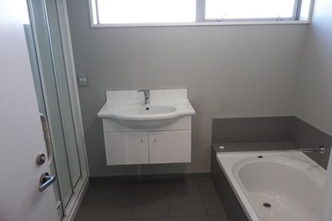 Photo of property in 60 Brockworth Place, Riccarton, Christchurch, 8011