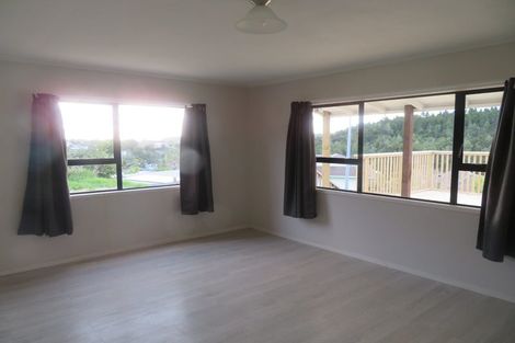 Photo of property in 3 Merrill Place, Birkdale, Auckland, 0626