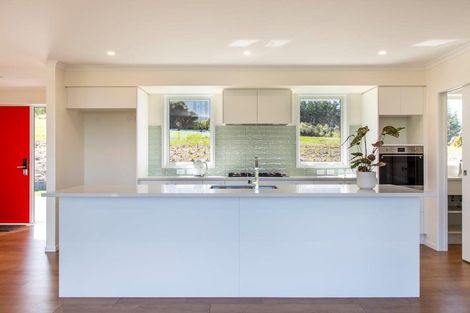 Photo of property in 409 Old North Road, Kumeu, 0892