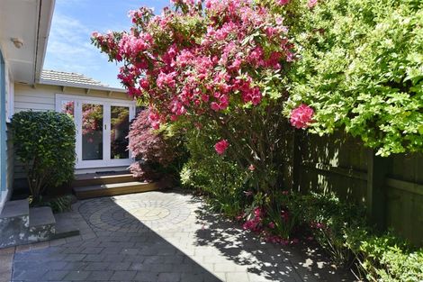 Photo of property in 6 Nyoli Street, Northcote, Christchurch, 8052