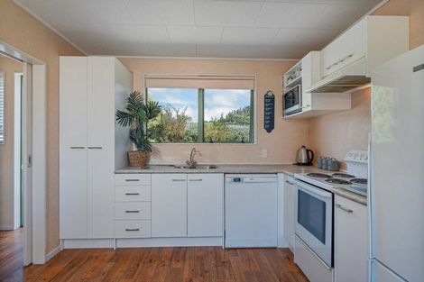Photo of property in 11 Hawk Hill Crescent, Cooks Beach, Whitianga, 3591