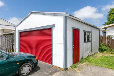 Photo of property in 9 Breckons Avenue, Nawton, Hamilton, 3200