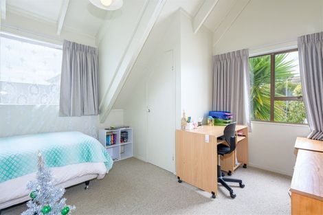 Photo of property in 62 Lyttelton Avenue, Forrest Hill, Auckland, 0620