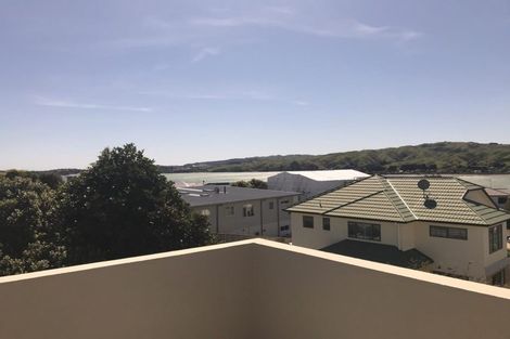 Photo of property in 12 The Masthead, Whitby, Porirua, 5024