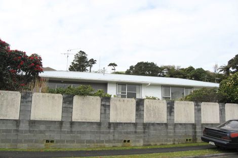Photo of property in 11 Nash Street, Marfell, New Plymouth, 4310