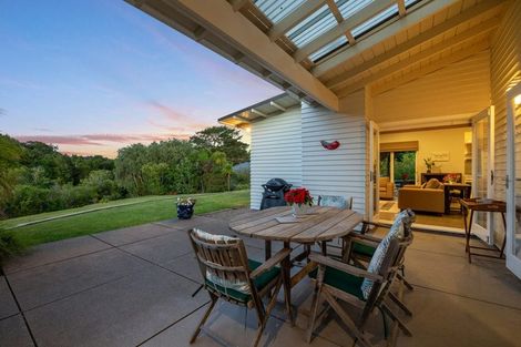 Photo of property in 1232 Weranui Road, Wainui, Silverdale, 0994