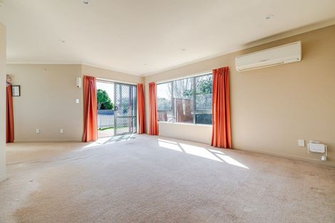 Photo of property in 17 Tyndall Street, Pahiatua, 4910