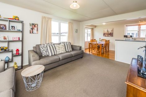 Photo of property in 12 Bignell Street, Gonville, Whanganui, 4501