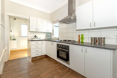 Photo of property in 16 Wellington Street, Te Hapara, Gisborne, 4010