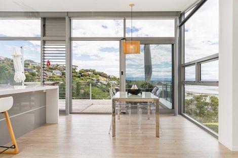 Photo of property in 11 Saint Remy Lane, Redcliffs, Christchurch, 8081