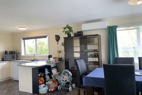 Photo of property in 10 Ciprian Place, Henderson, Auckland, 0612
