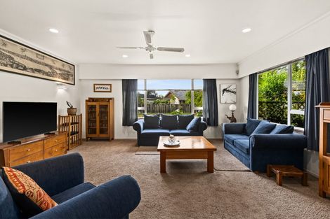 Photo of property in 14 Trigg Crescent, Taradale, Napier, 4112