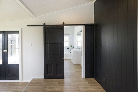 Photo of property in 1 Sandilands Street, Feilding, 4702