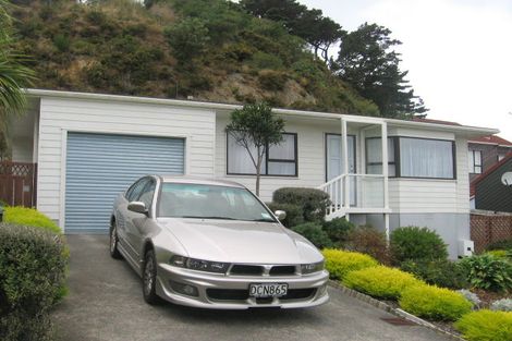 Photo of property in 27 Southgate Road, Southgate, Wellington, 6023